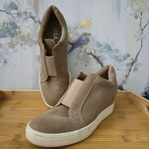 MIA Taupe Perforated Wedge Sneakers Women’s 7.5 Slip-On Hidden Heel Casual